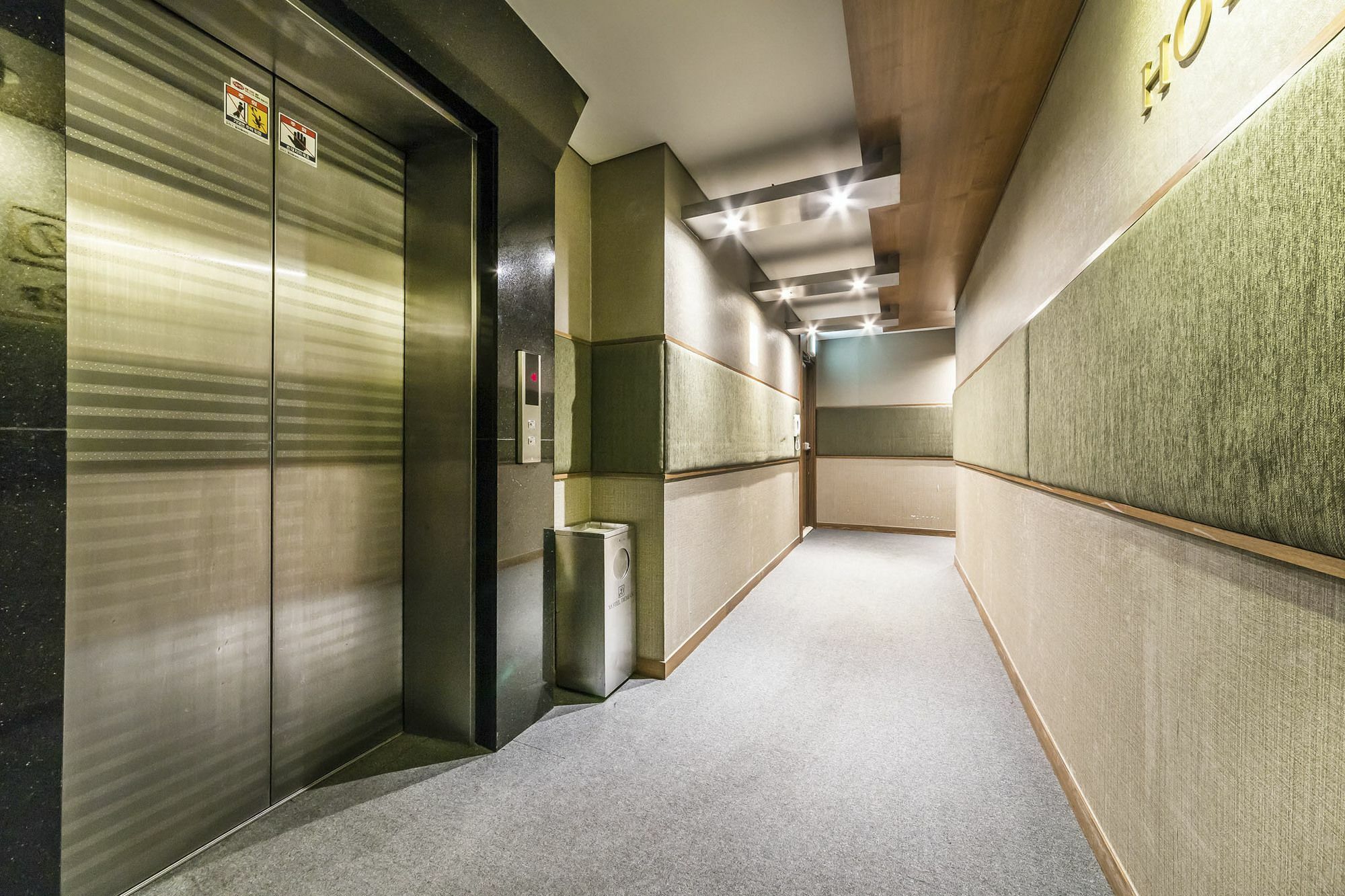 Demian Hotel Сеул Екстериор снимка