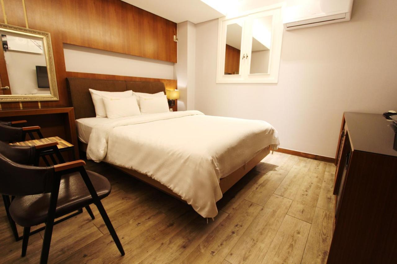 Demian Hotel Сеул Екстериор снимка