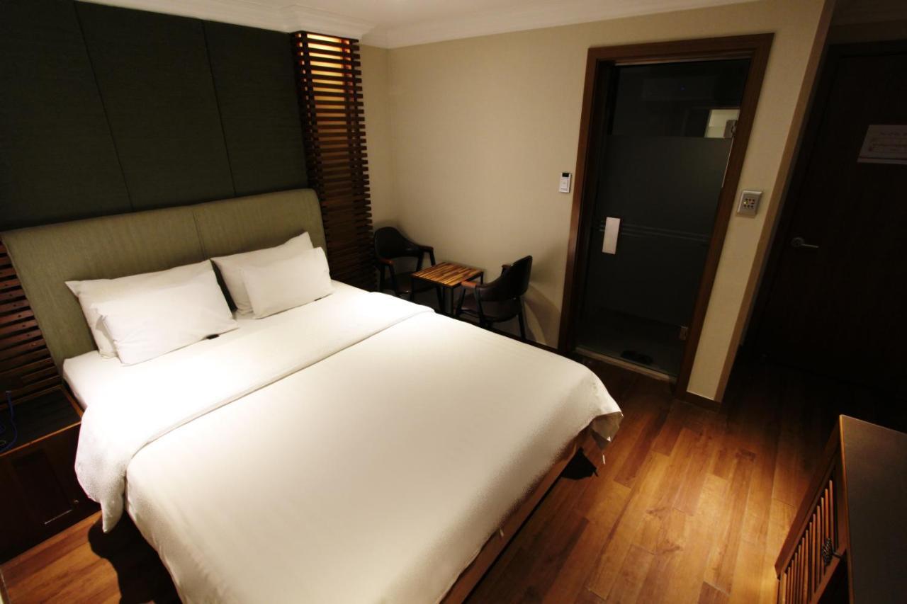 Demian Hotel Сеул Екстериор снимка